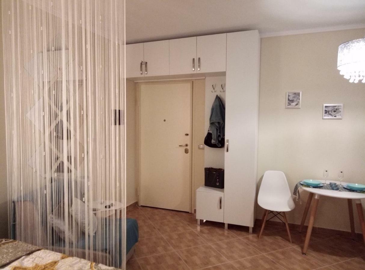Elen Apartment - Adults Only Orikumi Exteriér fotografie